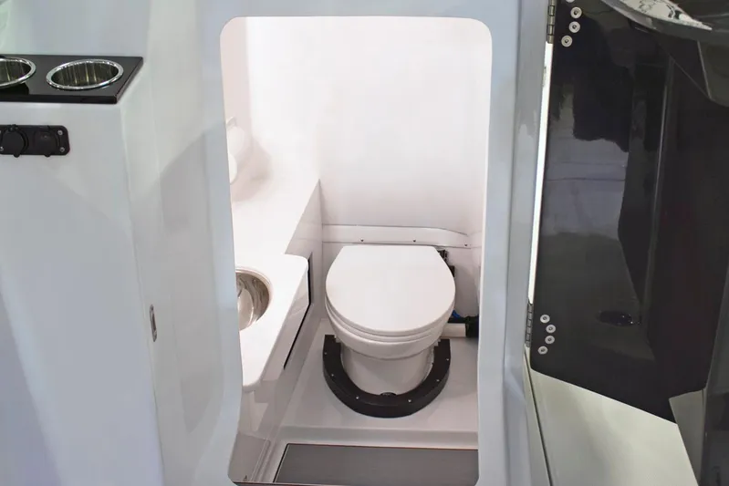  Yacht Photos Pics Manufacturer Provided Image