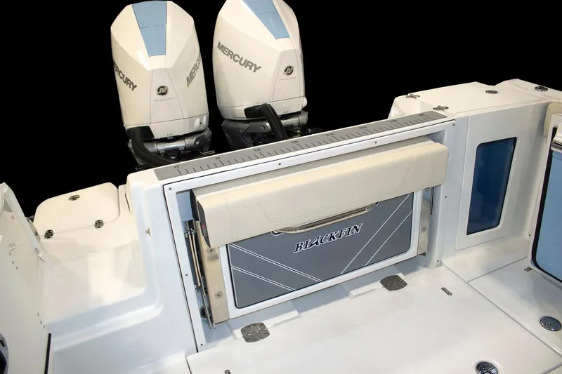  Yacht Photos Pics Manufacturer Provided Image