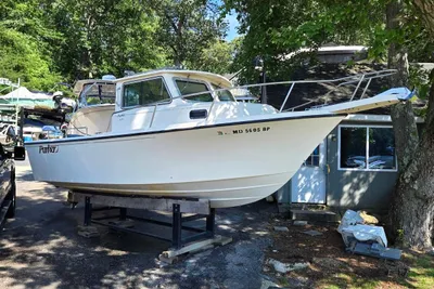 Parker 2120 Sport Cabin