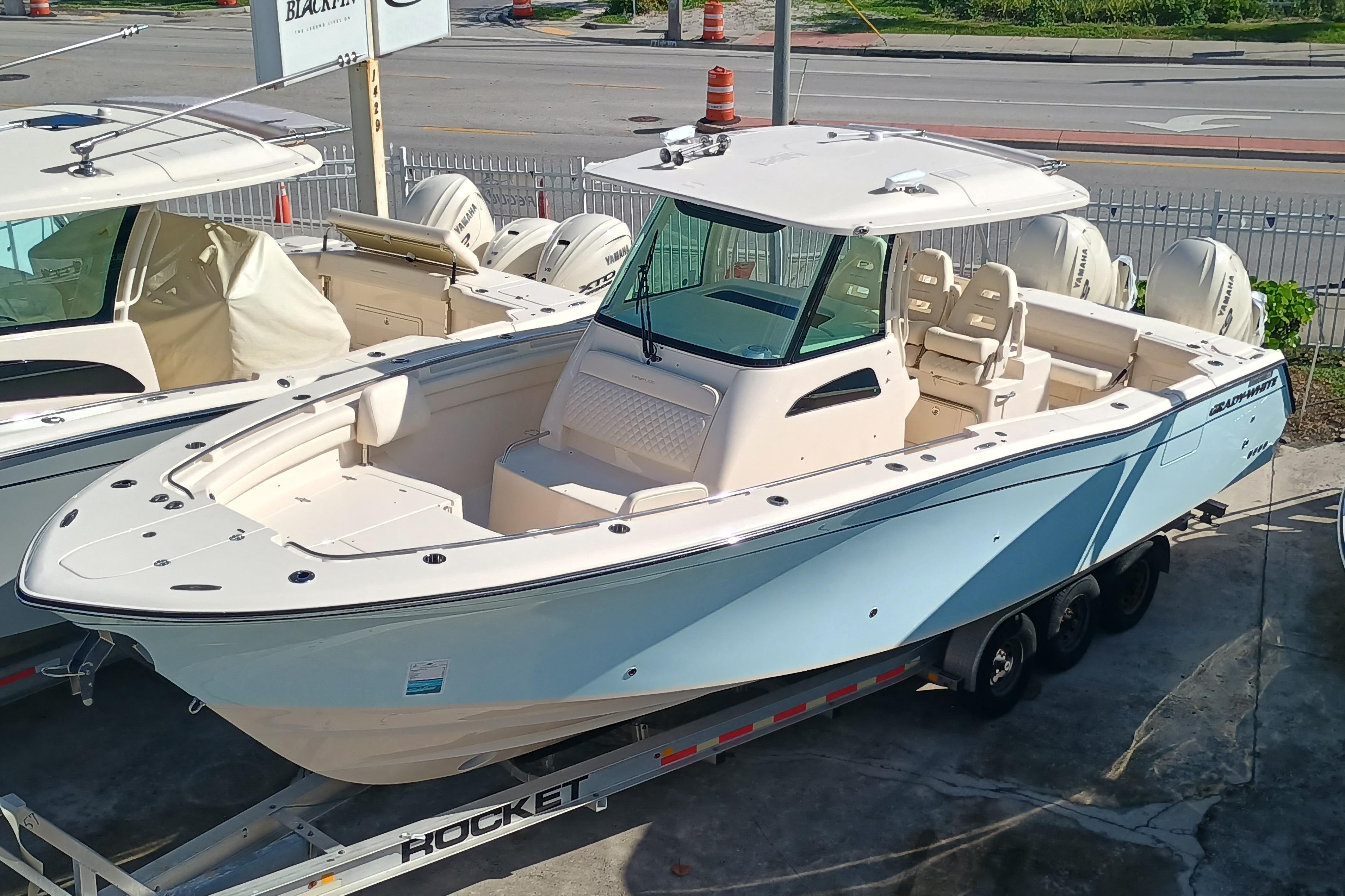 2026 Grady-White Canyon 336 - Image 3