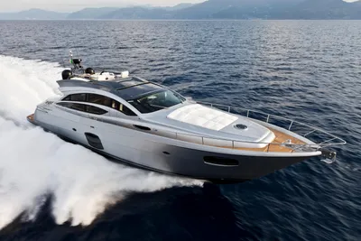 Pershing 74