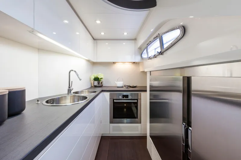  Yacht Photos Pics Manufacturer Provided Image