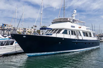 Palmer Johnson Pilothouse