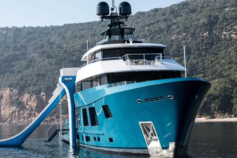 King Benji Yacht Photos Pics 