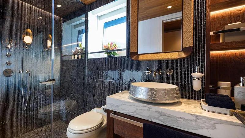 King Benji Yacht Photos Pics 