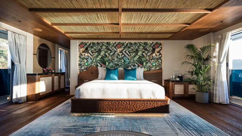 King Benji Yacht Photos Pics 