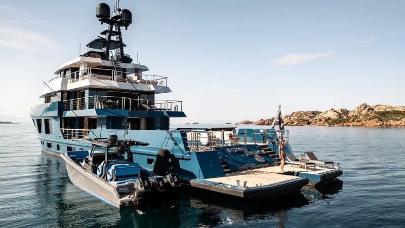 King Benji Yacht Photos Pics 