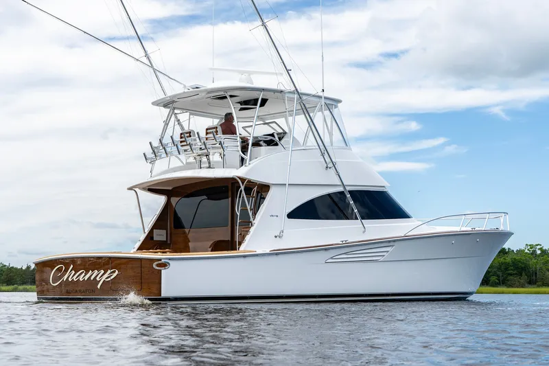 Champ Yacht Photos Pics 