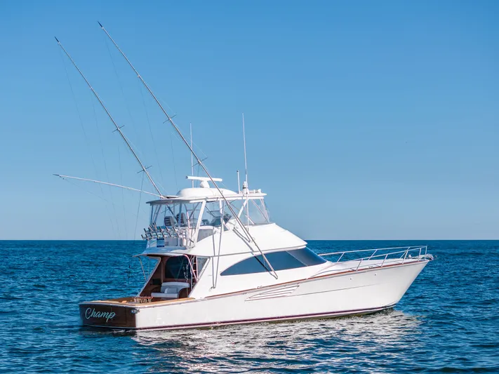 Champ Yacht Photos Pics 