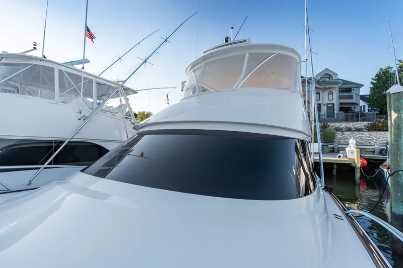 Champ Yacht Photos Pics 