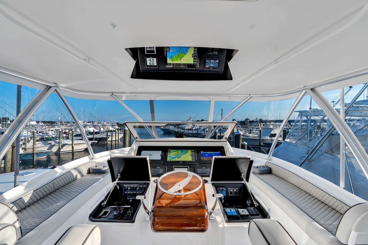 2025 Viking 58 