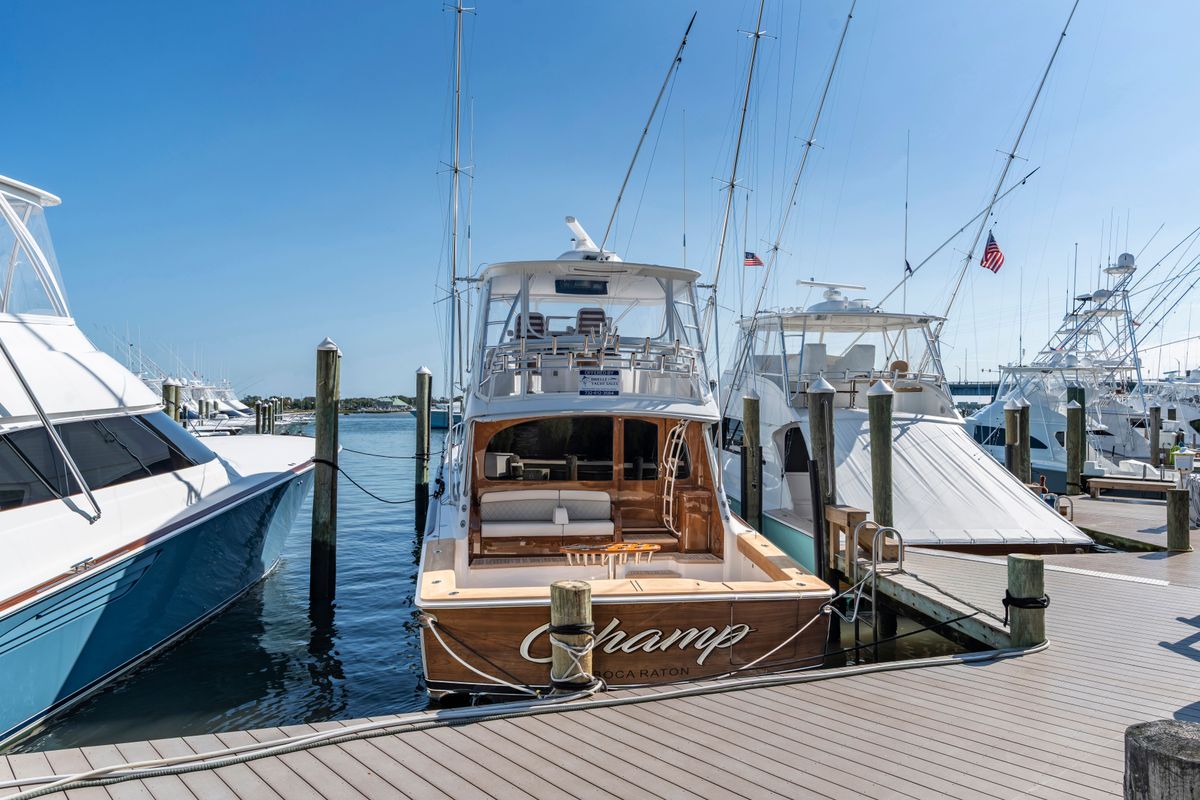 2025 Viking 58 