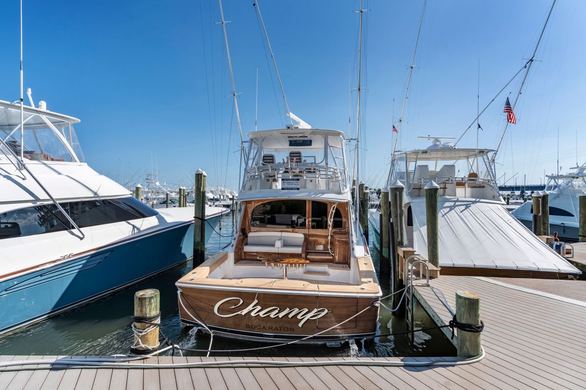 2025 Viking 58 