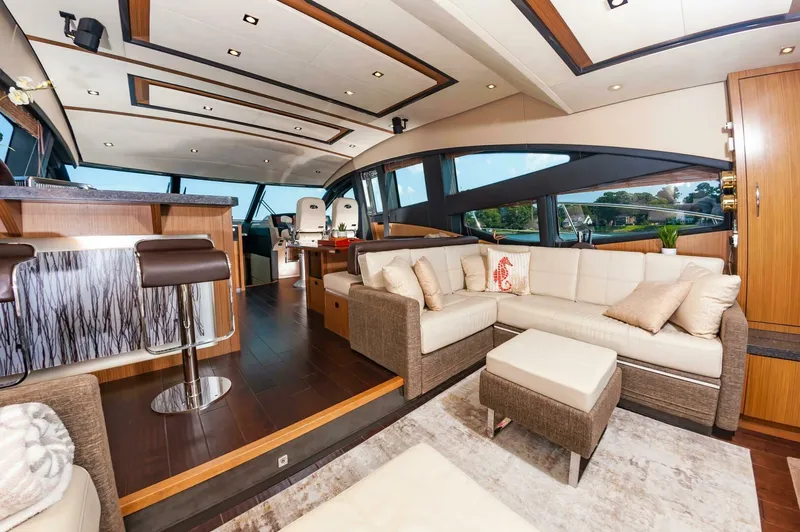 Andiamo Yacht Photos Pics 