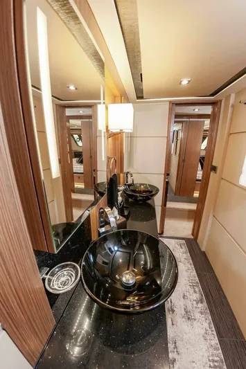 Andiamo Yacht Photos Pics 