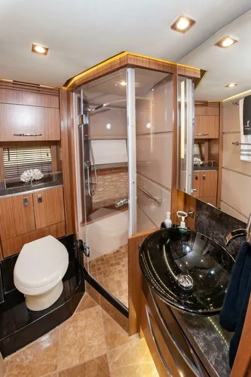 Andiamo Yacht Photos Pics 