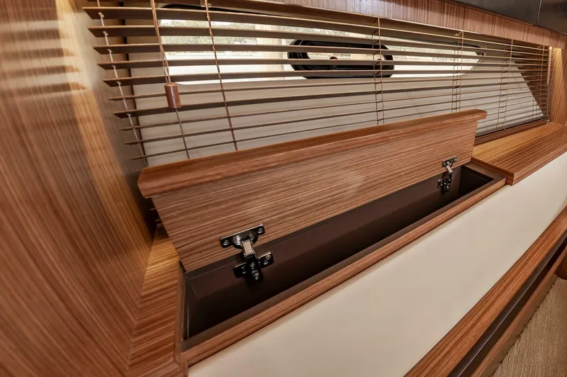 Andiamo Yacht Photos Pics 