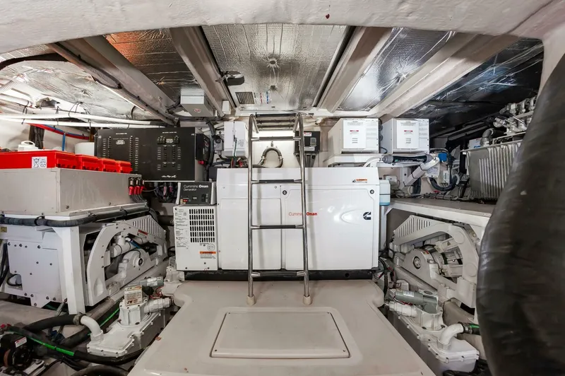 Andiamo Yacht Photos Pics 