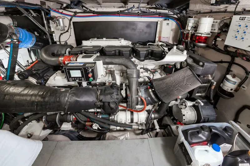 Andiamo Yacht Photos Pics 