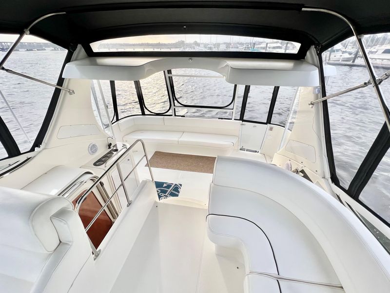 2007 Cruisers Yachts 395 Motoryacht