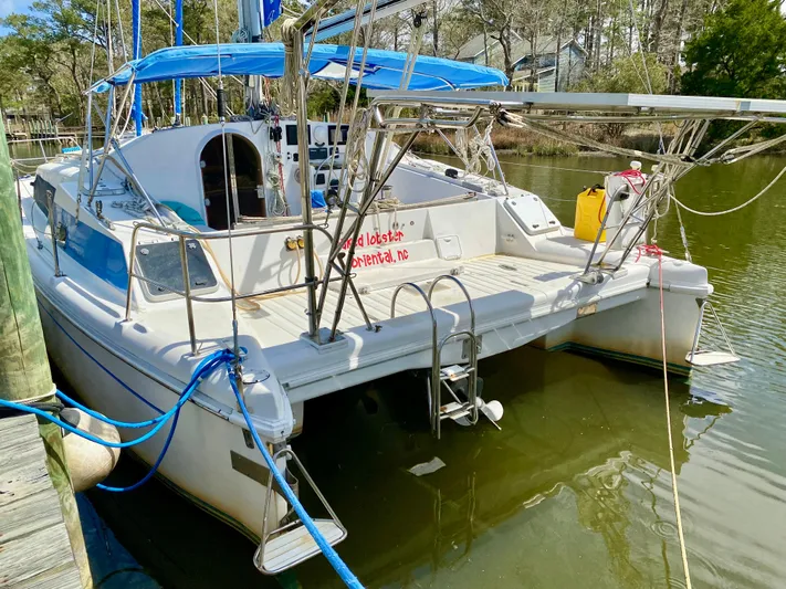 Naked Lobster Yacht Photos Pics 