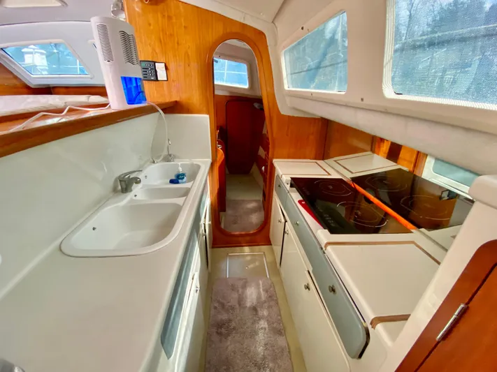 Naked Lobster Yacht Photos Pics 