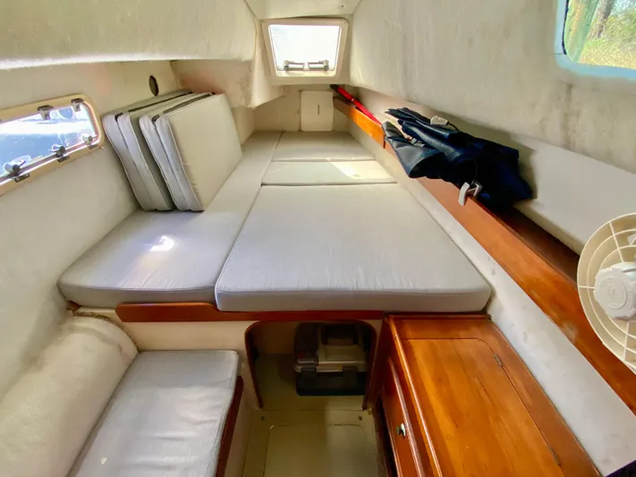 Naked Lobster Yacht Photos Pics 