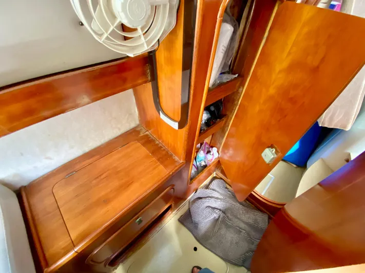 Naked Lobster Yacht Photos Pics 