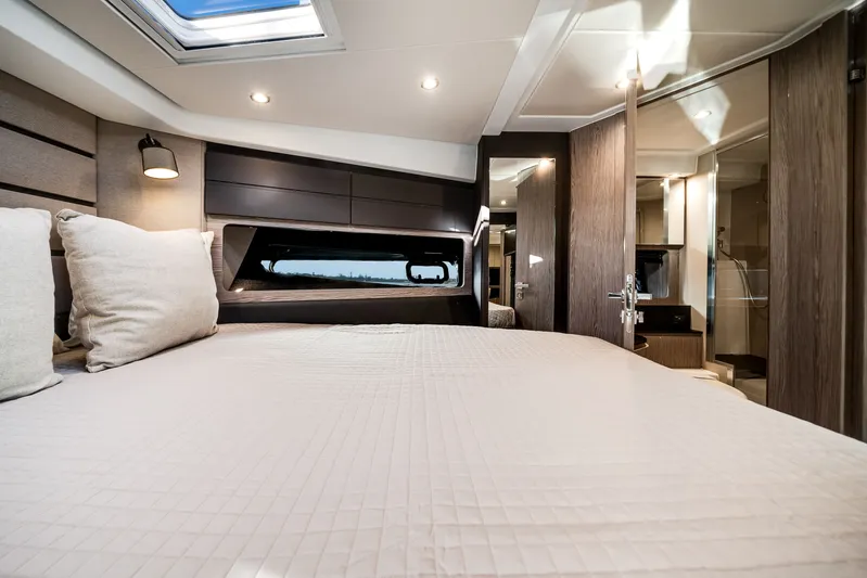 Azimut Atlantis 45 Yacht Photos Pics 