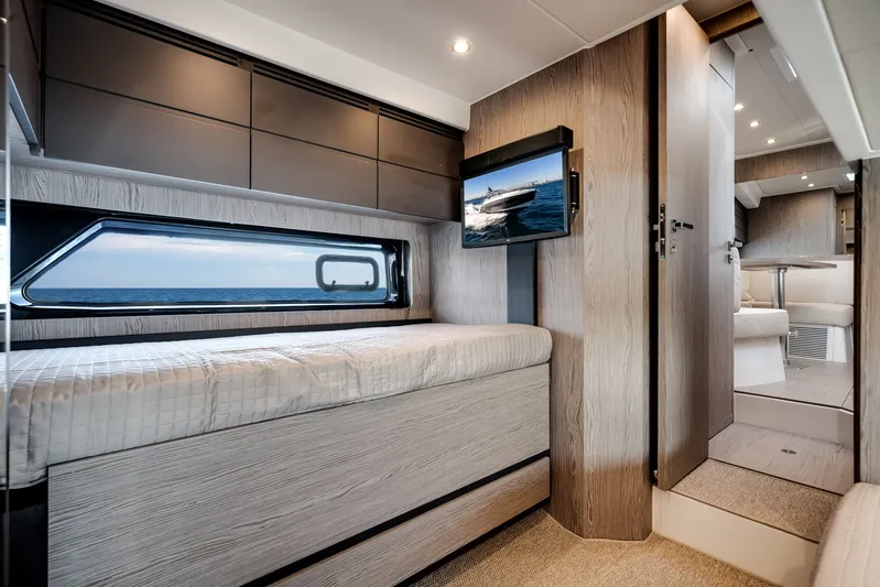 Azimut Atlantis 45 Yacht Photos Pics 