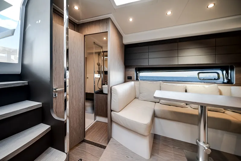 Azimut Atlantis 45 Yacht Photos Pics 