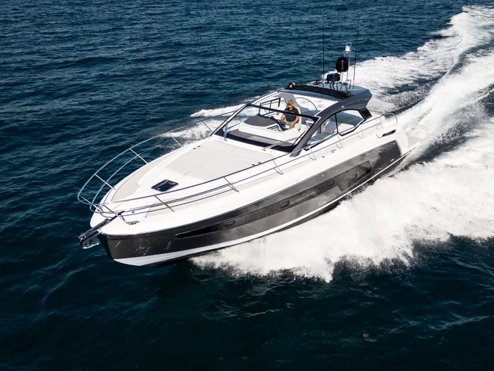 Azimut Atlantis 45 Yacht Photos Pics 