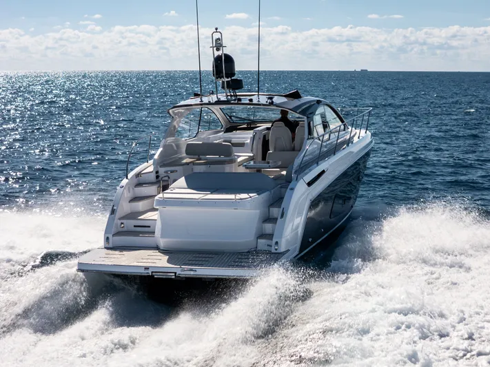 Azimut Atlantis 45 Yacht Photos Pics 