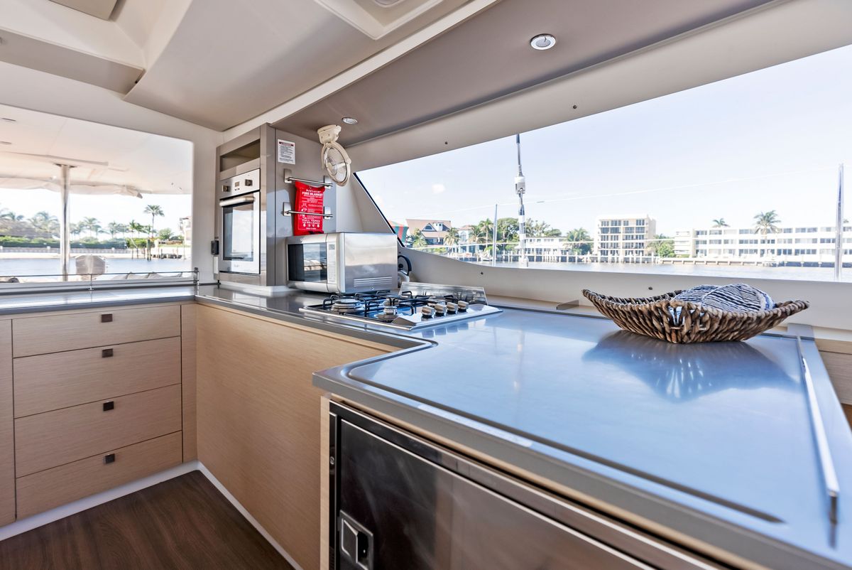 2018 Fountaine Pajot 50 