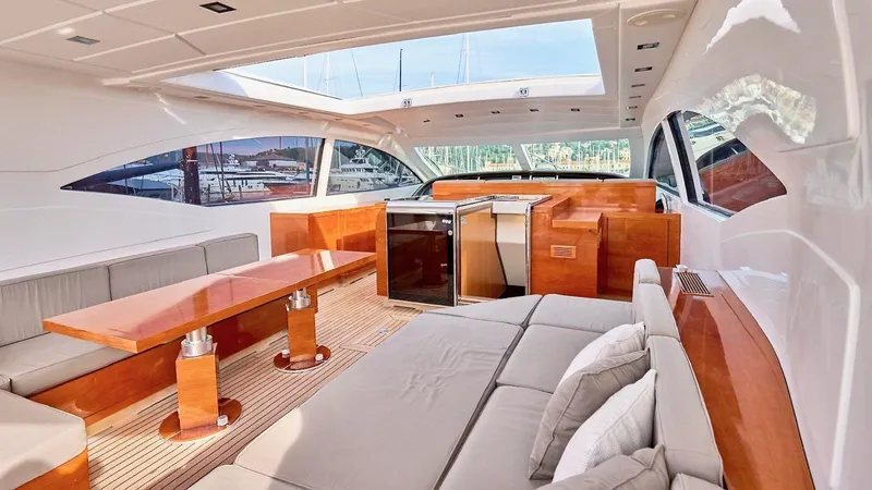  Yacht Photos Pics WhatsApp Image 2025-02-03 at 19.11.45.jpeg