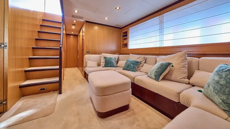  Yacht Photos Pics WhatsApp Image 2025-02-04 at 08.53.50 (3).jpeg