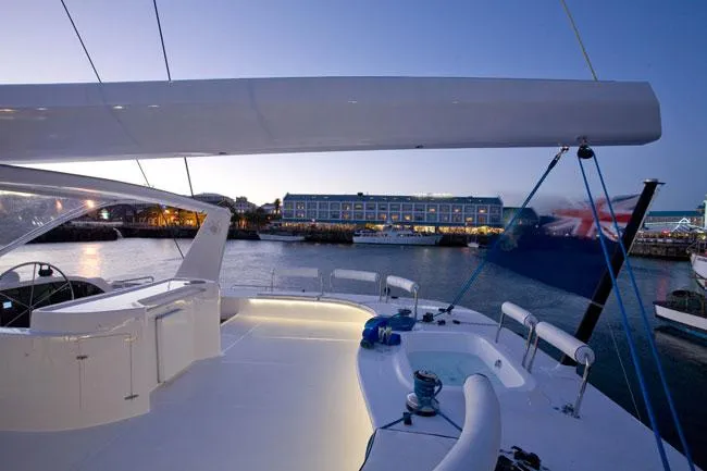 Kings Ransom Yacht Photos Pics Manufacturer Provided Image: Matrix Yachts Silhouette 760 Flybridge