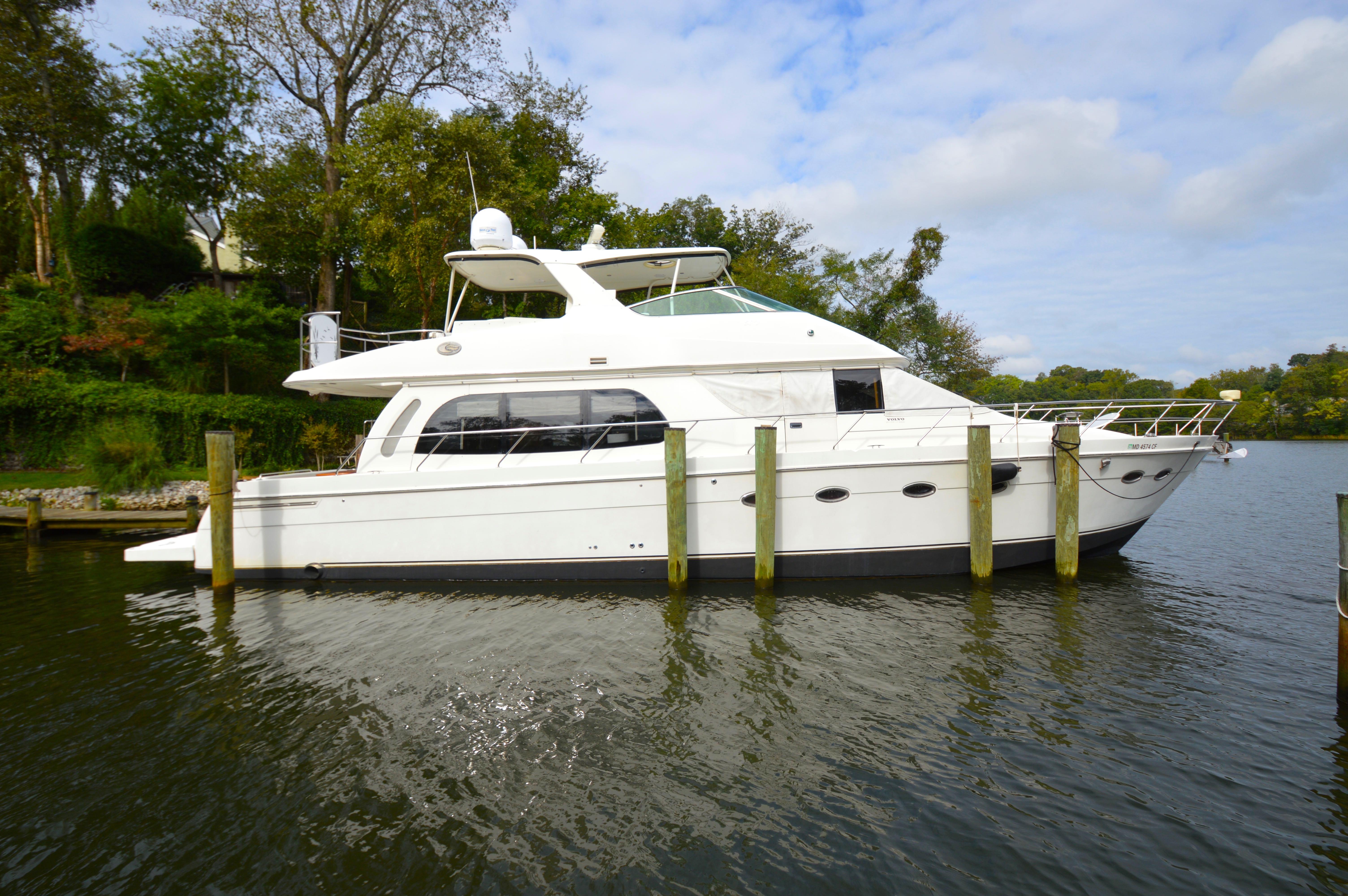 Used 2006 Carver 56 Voyager - Maryland | TopBoats