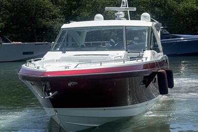 Yacht