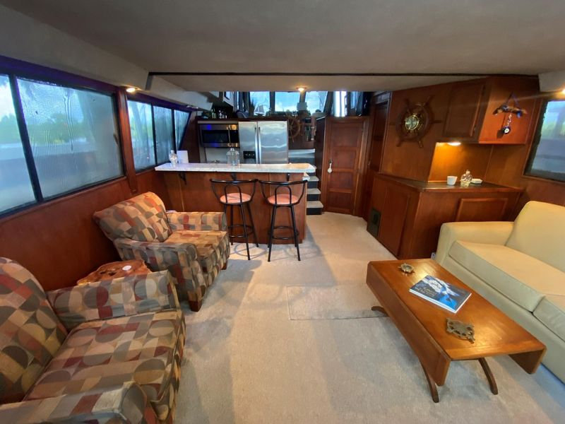 1990 Harbor Master Coastal Pilot House Motoryacht