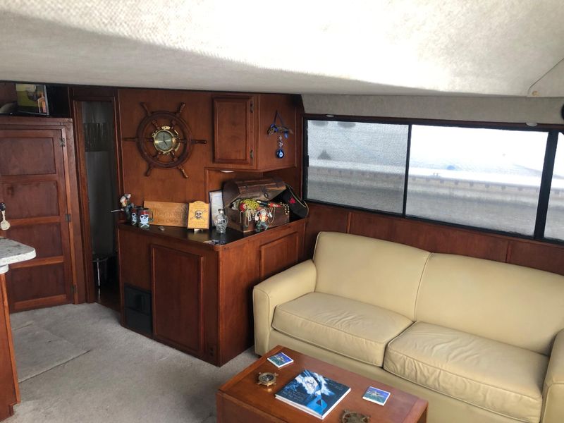 1990 Harbor Master Coastal Pilot House Motoryacht