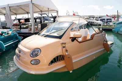 Fiat 500 Car Offshore