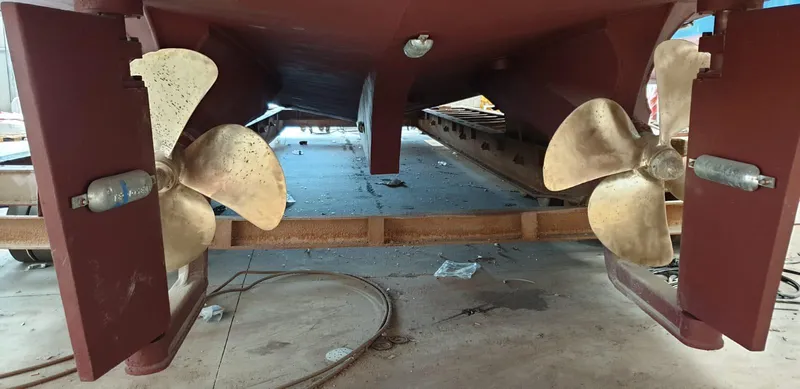  Yacht Photos Pics Propellers of 2005 Cantieri Nord Est Navalmeccanica Navetta in a shipyard.