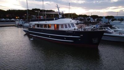 Yacht