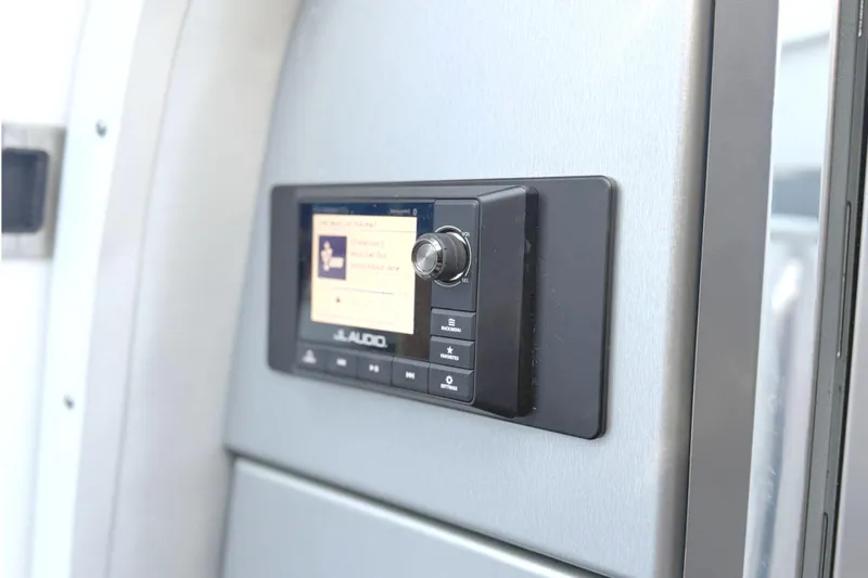  Yacht Photos Pics Control panel inside 2015 Formula 400 Super Sport boat, featuring JL Audio system.