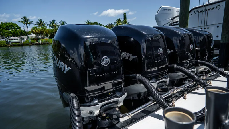 South Law Yacht Photos Pics 