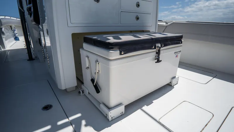 South Law Yacht Photos Pics 