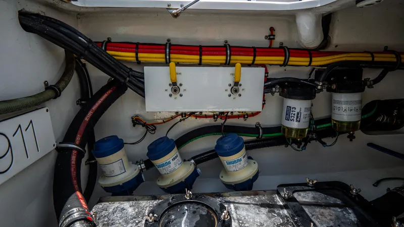 South Law Yacht Photos Pics 