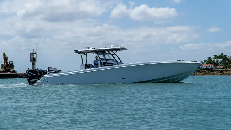 South Law Yacht Photos Pics 