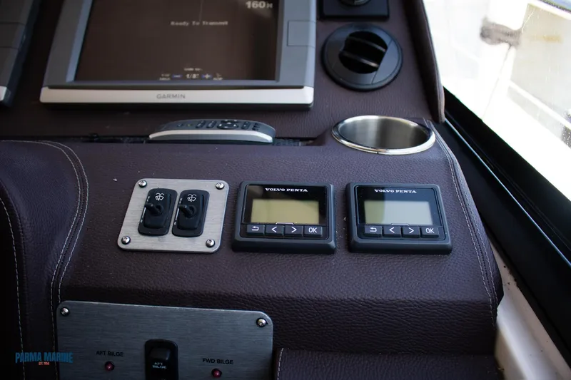 Knot On Call Yacht Photos Pics Volvo Penta